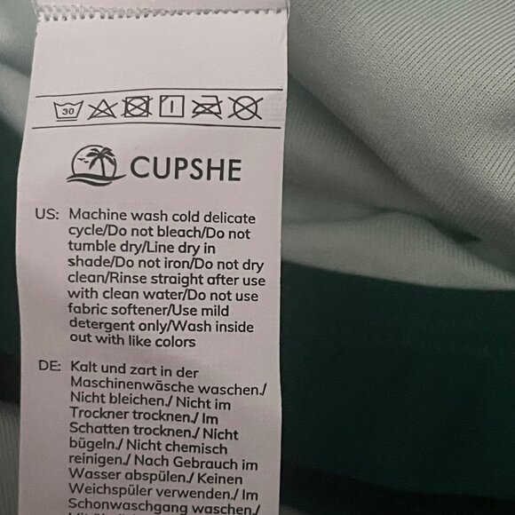 Cupshe Womens Green One-Piece Swimsuit M Crisscross Cutout High-Waist NWT Cheeky - Picture 7 of 7